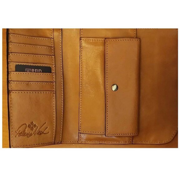 Patricia Nash Women's Cori Wallet with RFID Protection - Picture 2 of 12